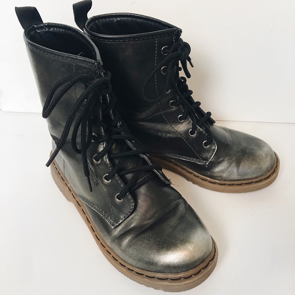 Wet Seal Black boots